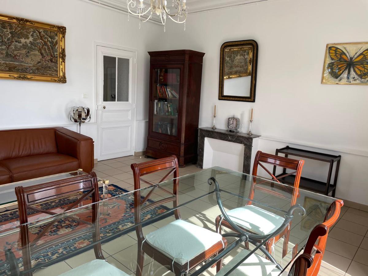 Gite Les Minimes Avallon Bagian luar foto