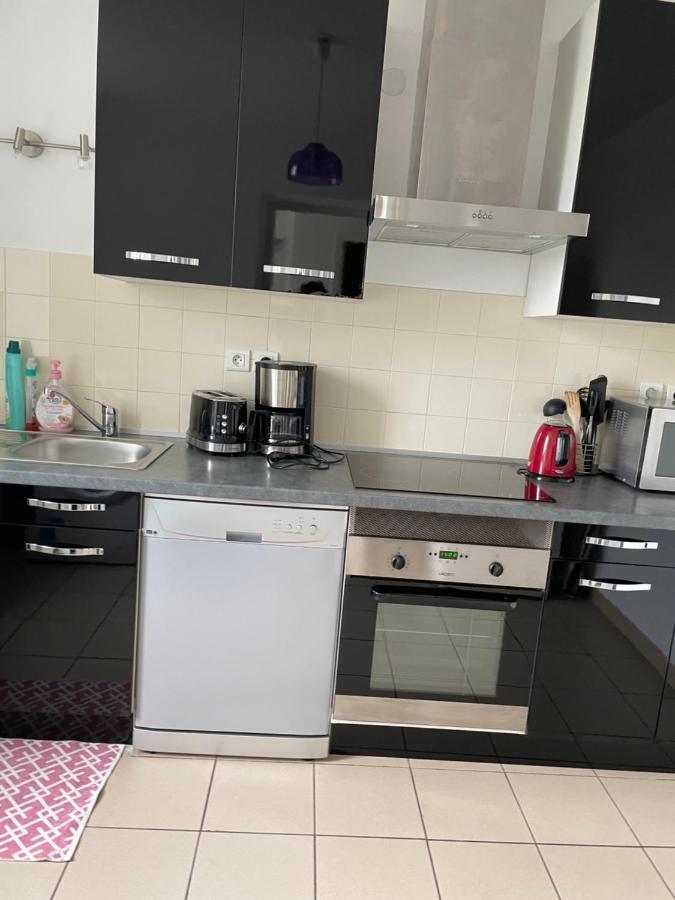 Gite Les Minimes Avallon Bagian luar foto